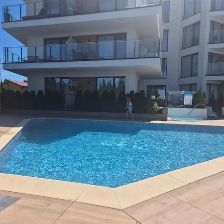 Apartament Azure Błękitna *